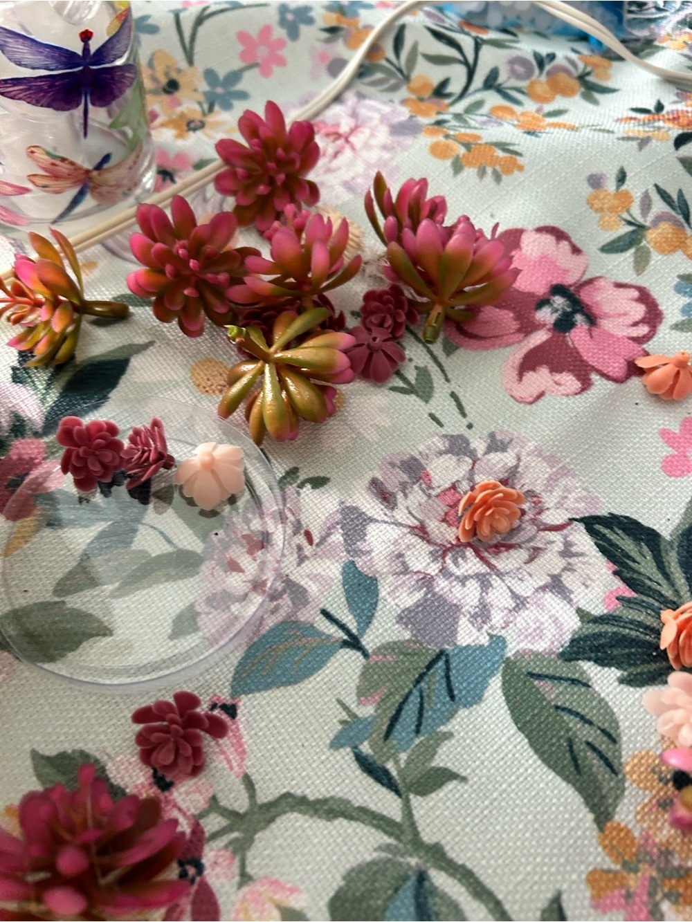 4/$50 Floral Succulent Wreath in Pink and Green SUPPLIES - Picture 3 of 6